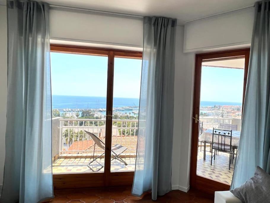 Special Home Vista Mare E Parcheggio Privato Sanremo Exterior foto